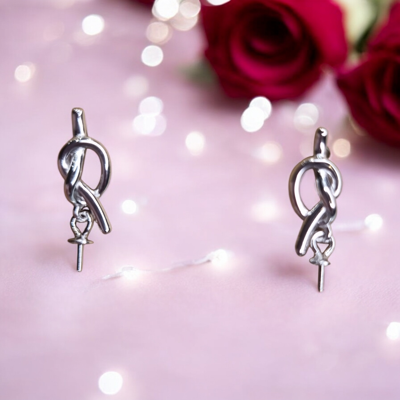 Knots in silver