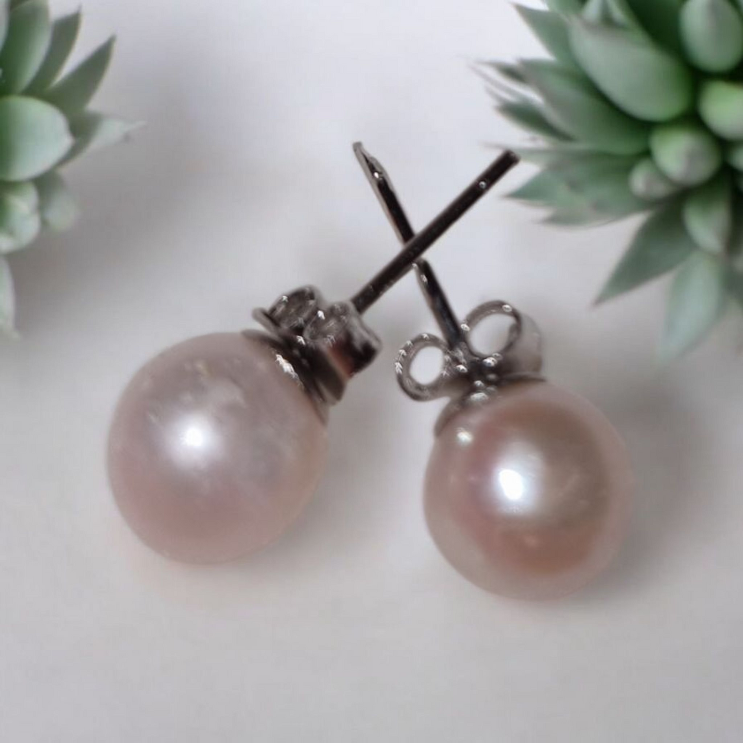 Simple Studs - Silver