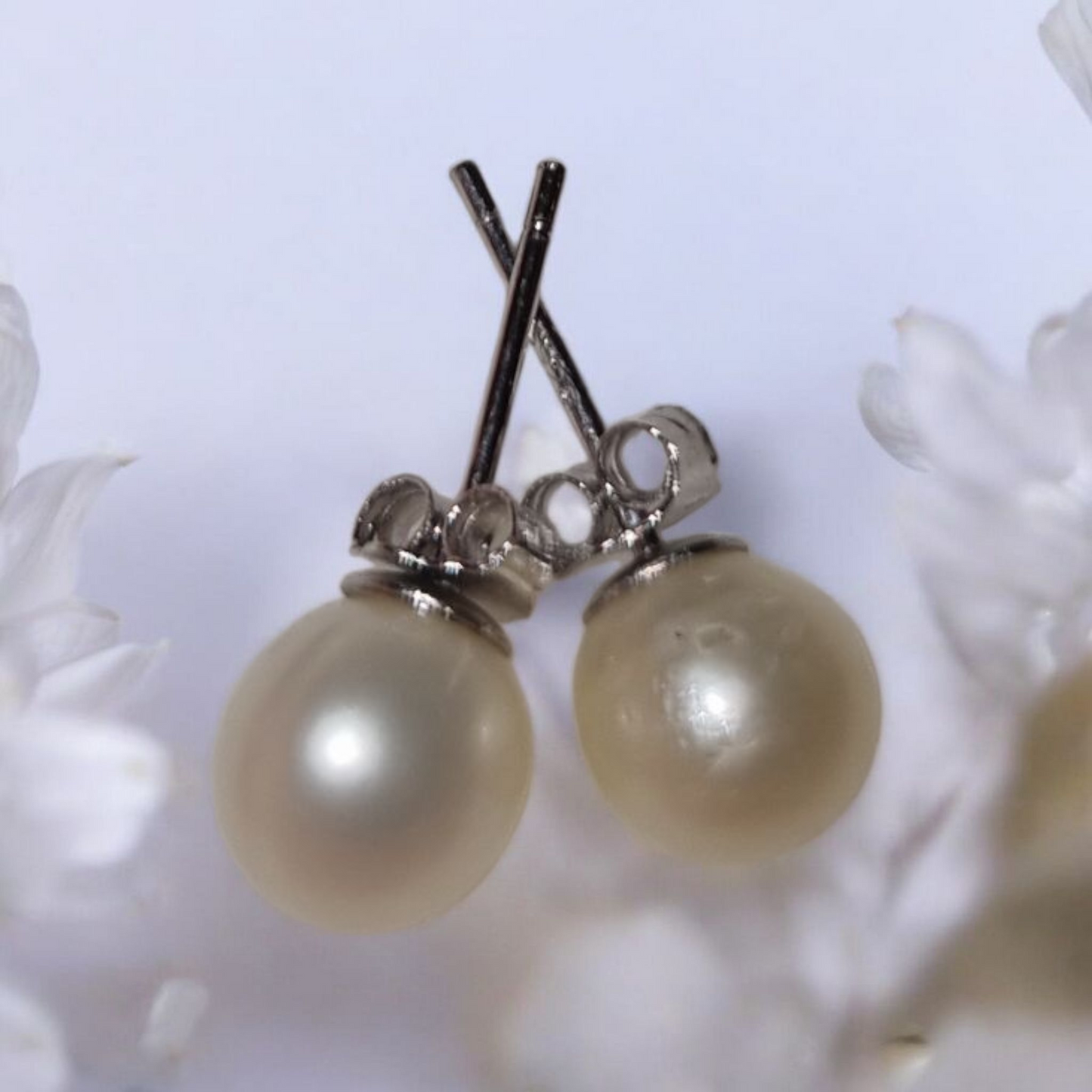 Simple Studs - Silver